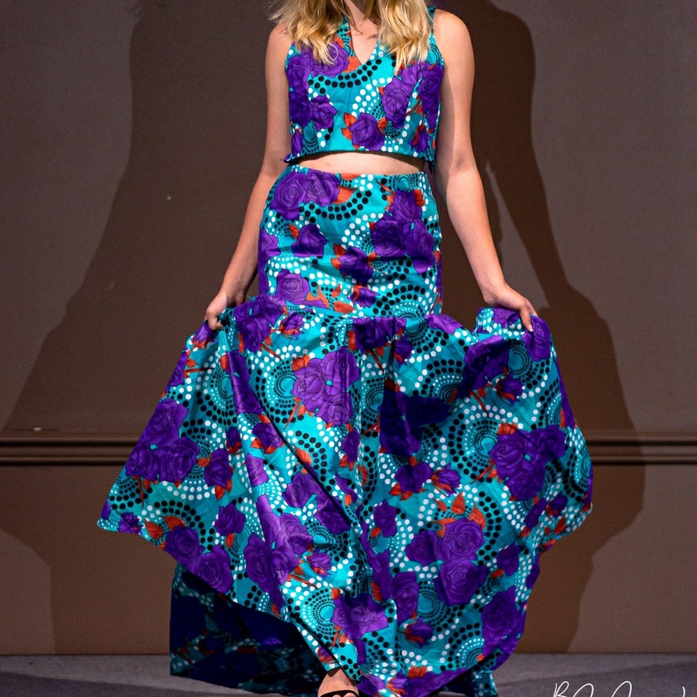 Long skirt with crop top
